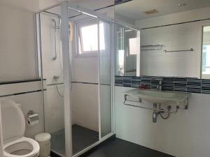 Pattaya市中心临近海滩无边泳池家具齐全24小时安保