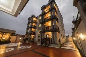 Mankatiwa Court Apartments - Kokrobite