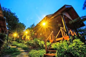 The Cobble Beach Hotel- Phi Phi Island
