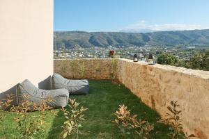 Thearia seaview maisonette private heated pool & jacuzzi