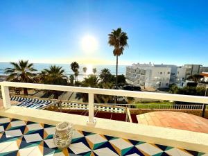 GATU PREMIUM Goleta Paraíso, Casa con vista al mar " Preferente mayores de 25 años y familias "