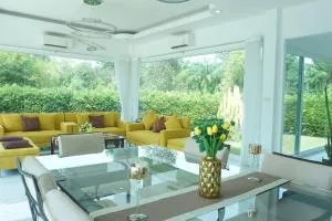 CoaSea Pool Villa - 3 Bedrooms 3.5 Bathrooms - Pathiu