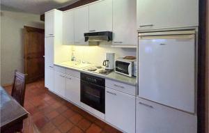 Awesome Apartment In Bastogne