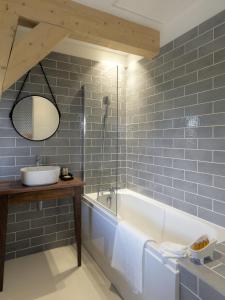 Hotels Hotel Restaurant Les Grains d'Argent Dizy - Epernay : photos des chambres