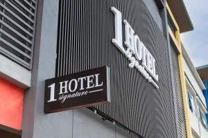 1 Hotel Signature
