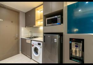 Gold Coast Apartemen PIK by Dluxx