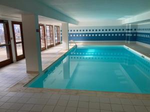 Studio cosy pour 2 avec parking, balcon, piscine à Orcières, sur les pistes! - FR-1-636-58