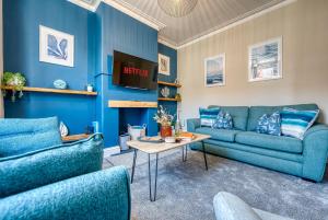 EASTER SPECIAL OFFER!! Modern, Stunning & Stylish 2-BR Contractor House, Prime Portsmouth Location with Free Parking Permit - by Blue Puffin Stays