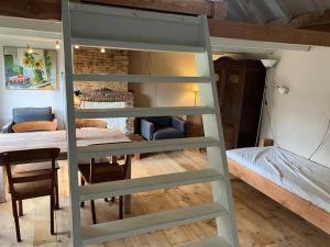 Authentic cottage Sasput, near beaches