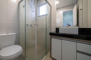 141 - Apto com vista mar à 50m da praia