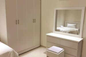 Two-Bedroom Apartment - Unique Privacy and Location