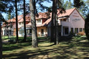 Hotels Hotel Restaurant Logis La Meridienne : photos des chambres