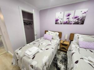 Modern Island Serenity!-Pet-Friendly villa