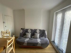 Samarlon Home Saxton