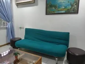 Homely Comforts: 2B Flat in Kuching - 古晋