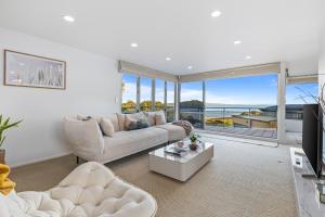 Waterfront retreat - Seaview