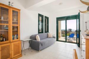 Kellys Beach House 2