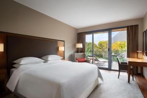 Deluxe King Room with Balcony room in Sheraton Lake Como Hotel