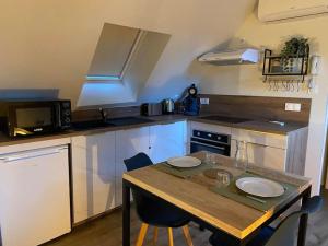 Appartements Appartement chaleureux - Clim reversible - Meuble A-Z : Appartement 1 Chambre