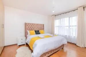 Dee Cozycove21 - Ruaka