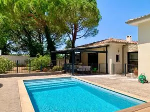 Mas Standing SAINT VIC - Palus