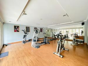 Superior Room At Galeri Ciumbuleuit 1st Tower with Best View