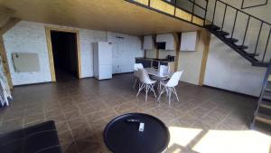 Дворівневі Апартаменти-Лофт у Старому місті