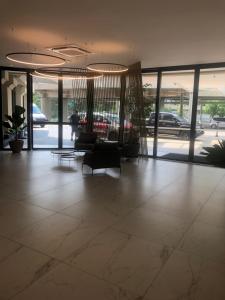 Flat lindo com vista em frente ao aeroporto de Congonhas - H806