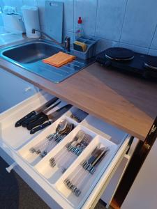 IN VILLA APARTMENT 56 qm Check-in,free parking, WIFI , TV, FULL KITCHEN