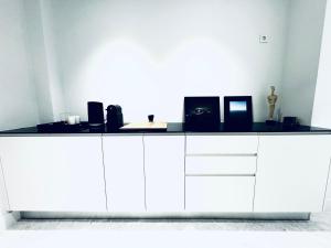 Stylish Central Superior Bedroom in Kolonaki (walking distance to Syntagma)