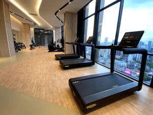 High Floor Luxury KL Residence with Infinity Pool