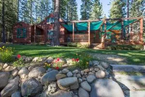 Ward Creek Retreat - Cozy Old Tahoe Cabin w Short Drive to Ski Resorts Pet Friendly - Tahoe Pines