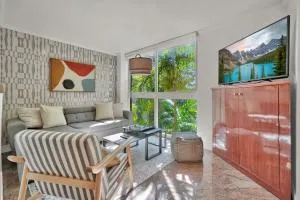 Treetop Retreat! Cozy 2 Bedroom In Heart Of Grove - Ocean View Heights