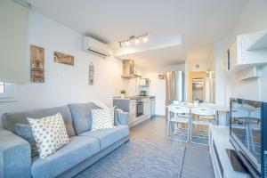 134-Empurialola- Apartamento con vistas mar en Empuriabrava-Gran Reserva