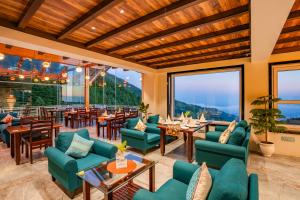 Alt Life Luxe - Uppper Bhagsu Mcleodganj