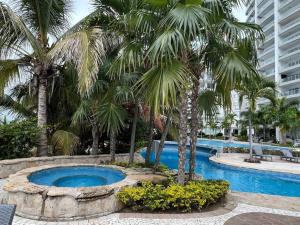 Luxury apartment on a beach front building, Manta.