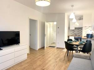 Westside Residence apartment - modern & peaceful - FREE GARAGE!