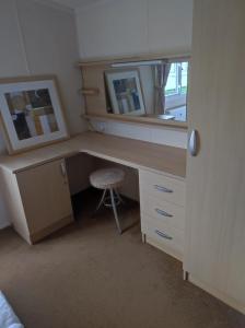 Dovercourt holiday park swift johnson low road harwich essex co12 3TZ