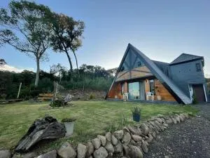 Chalé com VISTA para o vale e Churrasqueira- a 6km do Centro - 坎普斯诺武斯