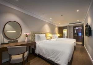 Sunrise Luxury Apartment with Ocean View