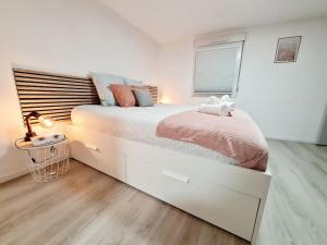 Appartements Meuble Flora pour voyageur pro - Centre, calme - Wi-Fi : photos des chambres