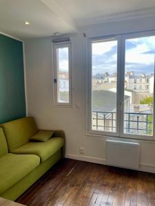 Jupiter 101 Studio Montmartre