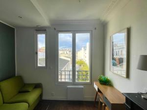 Jupiter 101 Studio Montmartre