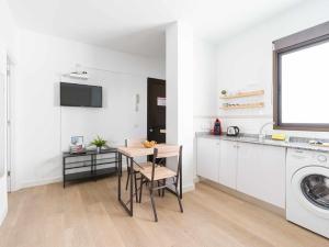 Mahostly Apartamento Comillas SE