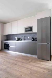 SeaLife Grand Penthouse Varkiza