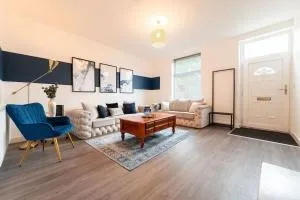 Peaceful Haven - Spacious 3Bd Home2Home - Birkenshaw