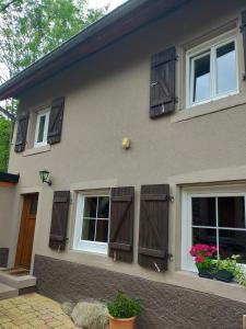 Maisons de vacances la roseraie : Maison 2 Chambres