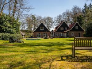 obrázek - Luxury group accommodation with hot tub and Finnish kota, located in Twente