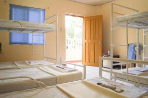 Hana-Natsu Resorts Pool & Hotel