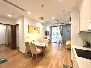 *BOM HOMESTAY* VINHOMES TIMES CITY- 2BR- PARK HILL